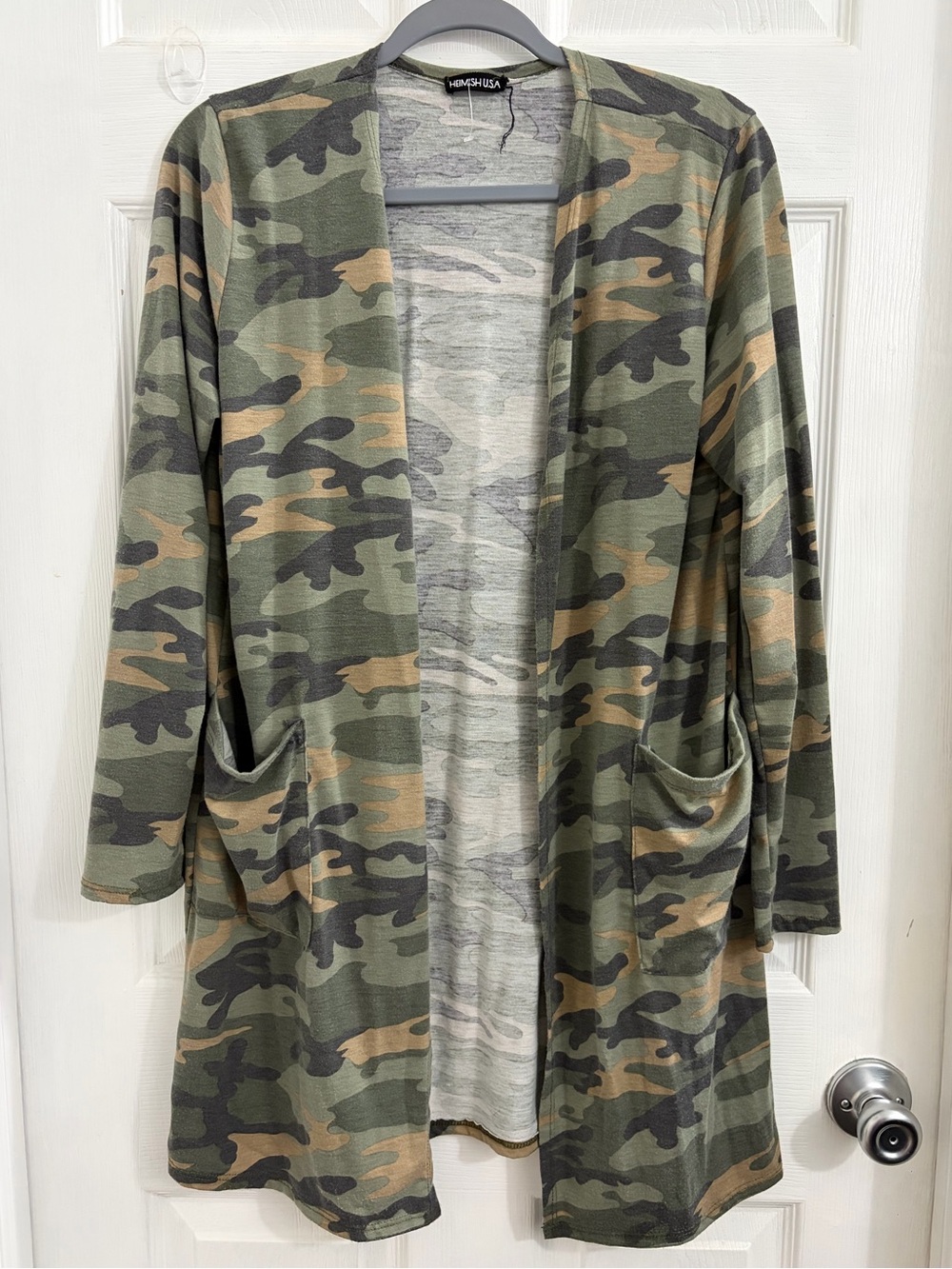 HEIMISH USA Green Camo Open-Front Cardigan sweatshirt. Size Small $10